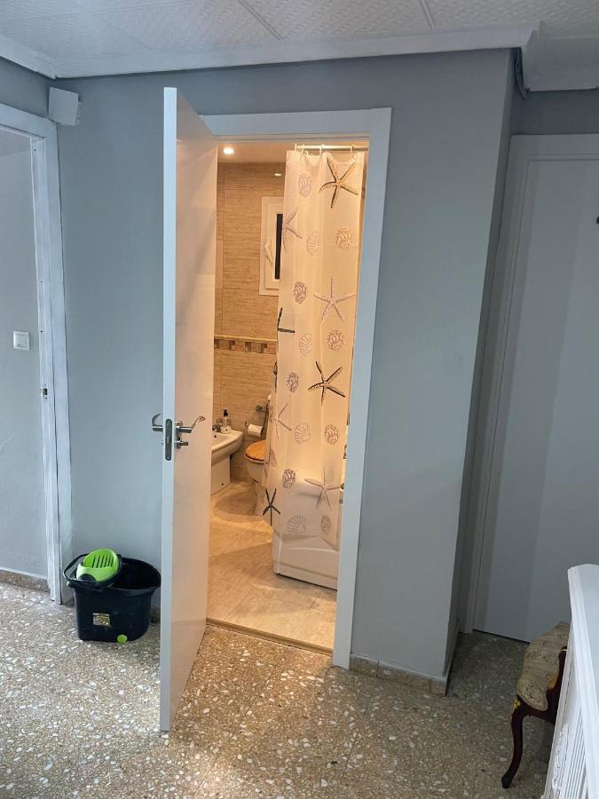 발렌시아 Habitacion Frente A Playa De La Malvarrosa 아파트 외부 사진